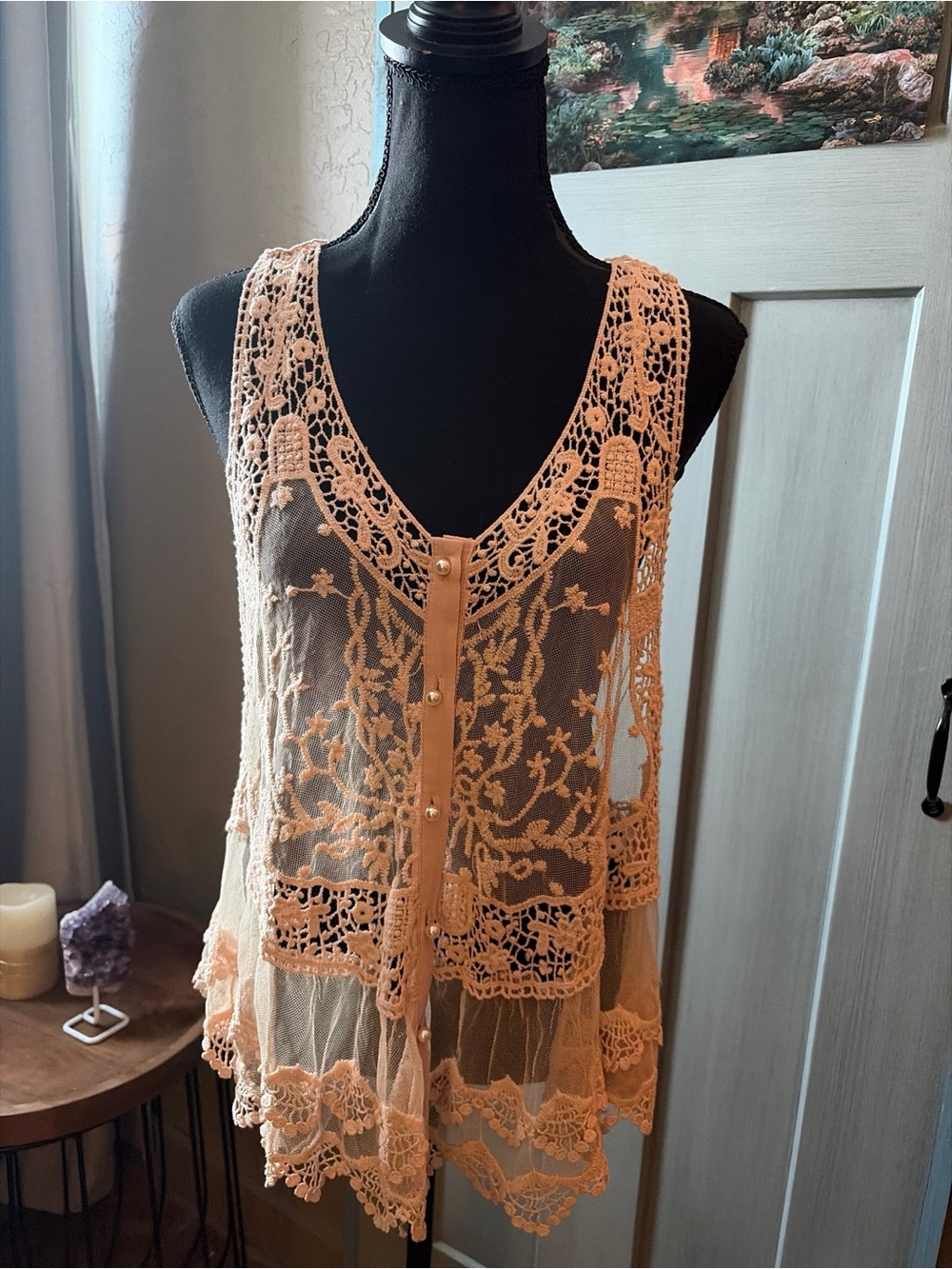 Vintage Venus peach lace and mesh racerback vest top.